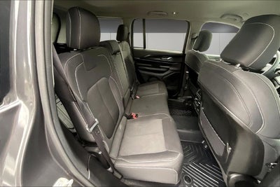 2024 Jeep Grand Cherokee Laredo 4x4