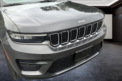 2024 Jeep Grand Cherokee Laredo 4x4