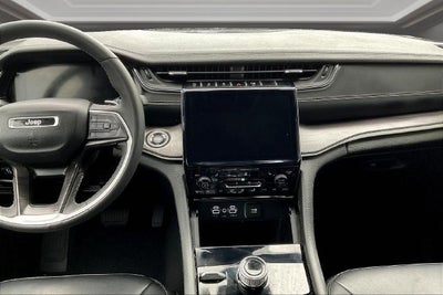2024 Jeep Grand Cherokee Laredo 4x4