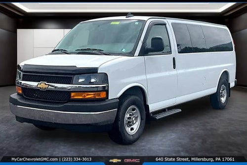 2026 Chevrolet Express Passenger 1LS