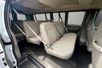 2026 Chevrolet Express Passenger 1LS