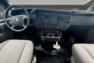 2026 Chevrolet Express Passenger 1LS