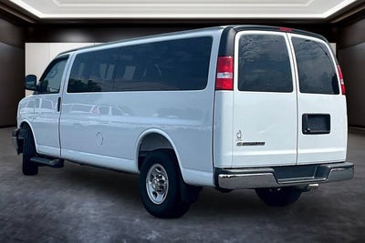 2026 Chevrolet Express Passenger 1LS
