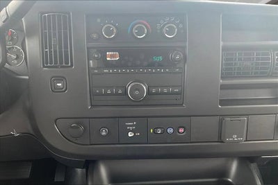 2026 Chevrolet Express Passenger 1LS