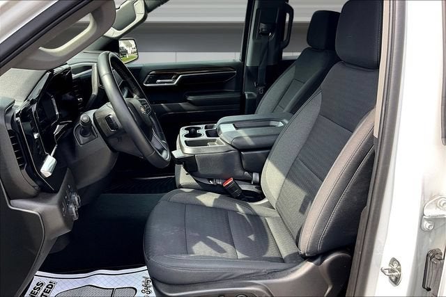 2023 Chevrolet Silverado 1500 LT (2FL)