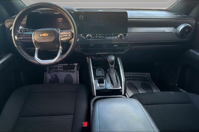 2025 Chevrolet Colorado WT/LT
