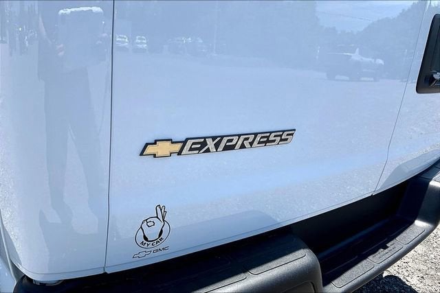 2026 Chevrolet Express Cargo WT