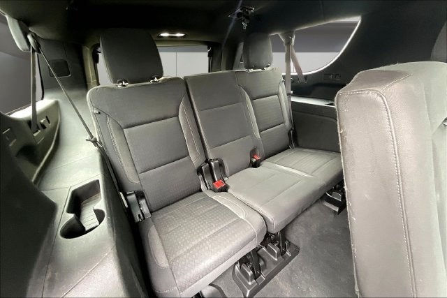 2024 Chevrolet Suburban LS