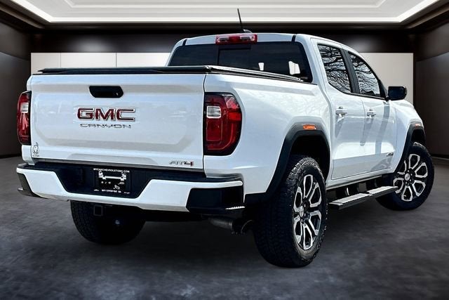2024 GMC Canyon AT4
