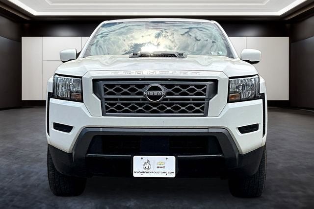 2022 Nissan Frontier Crew Cab SV 4x2