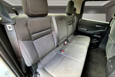 2022 Nissan Frontier Crew Cab SV 4x2