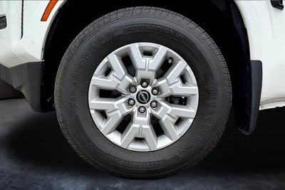 2022 Nissan Frontier Crew Cab SV 4x2