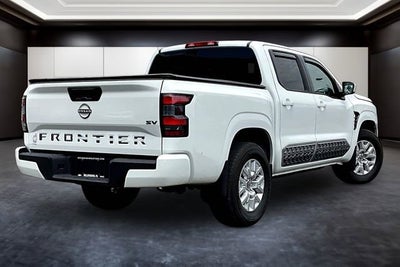 2022 Nissan Frontier Crew Cab SV 4x2