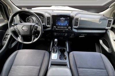 2022 Nissan Frontier Crew Cab SV 4x2
