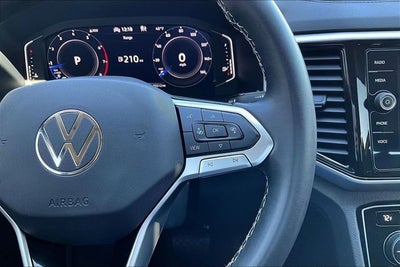 2023 Volkswagen Atlas 2.0T SE w/Technology