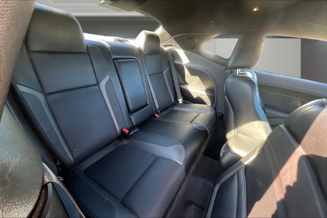 2015 Dodge Challenger SXT Plus