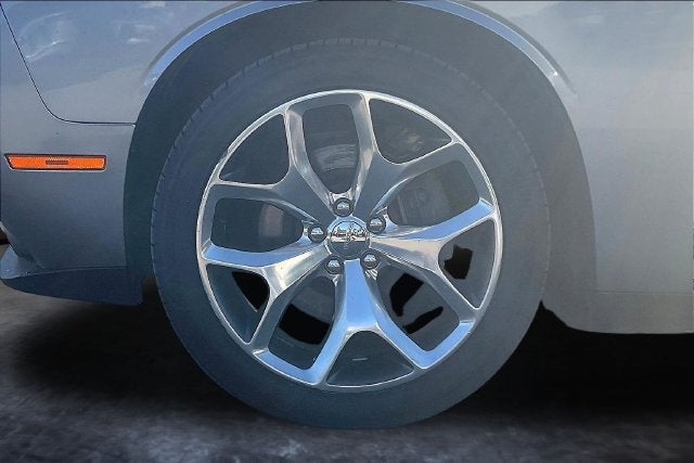 2015 Dodge Challenger SXT Plus
