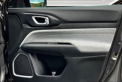 2023 Jeep Compass Latitude Lux FWD