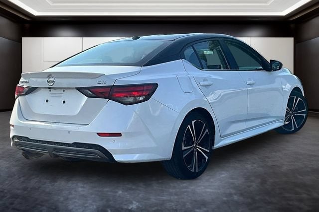 2021 Nissan Sentra SR Xtronic CVT