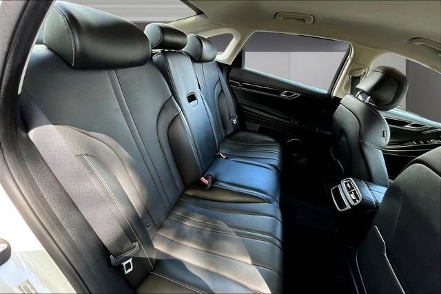 2023 Genesis G80 2.5T