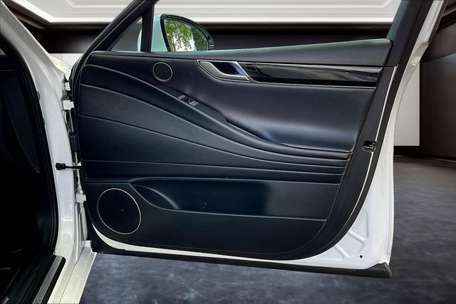 2023 Genesis G80 2.5T