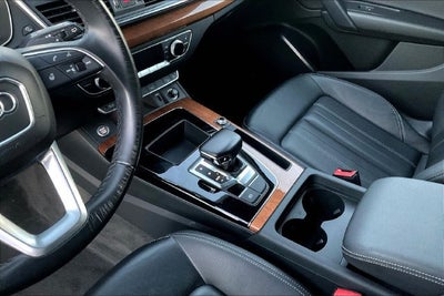 2023 Audi Q5 Premium 40 TFSI quattro S tronic