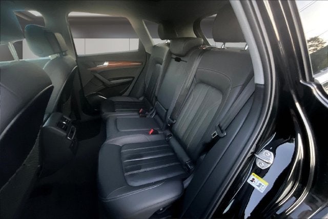 2023 Audi Q5 Premium 40 TFSI quattro S tronic