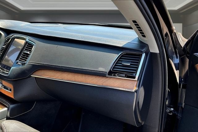 2016 Volvo XC90 T6 Inscription