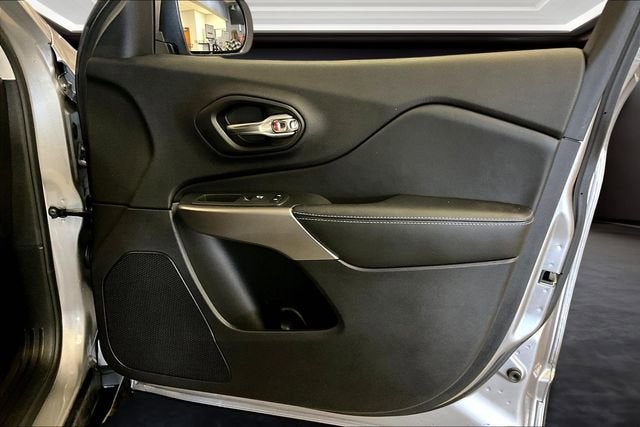 2021 Jeep Cherokee Latitude Plus