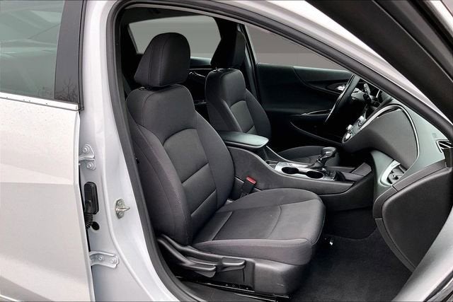 2023 Chevrolet Malibu RS