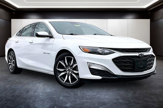 2023 Chevrolet Malibu RS