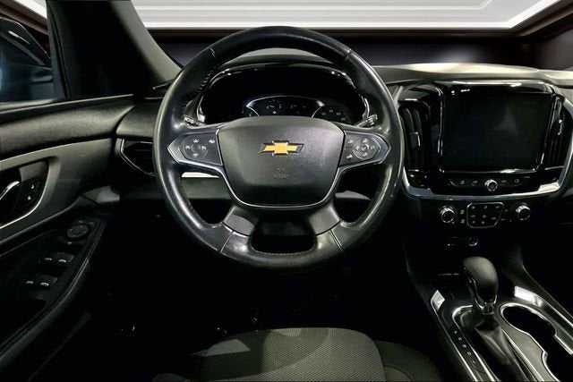 2022 Chevrolet Traverse LT Cloth