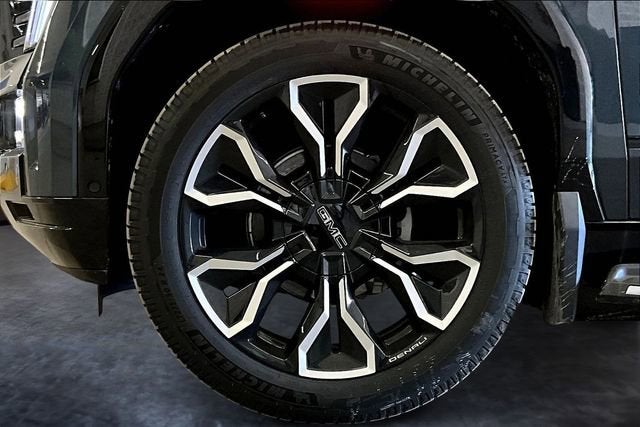 2025 GMC Sierra EV Max Range Denali