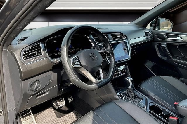 2023 Volkswagen Tiguan 2.0T SE R-Line Black