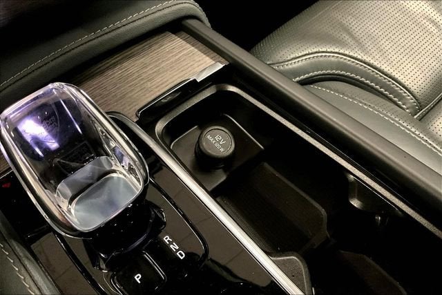 2023 Volvo XC90 Recharge Plug-In Hyb Ultimate Bright Theme