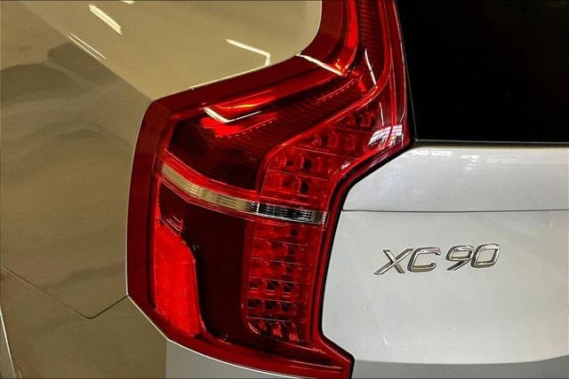 2023 Volvo XC90 Recharge Plug-In Hyb Ultimate Bright Theme