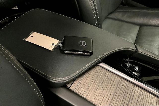 2023 Volvo XC90 Recharge Plug-In Hyb Ultimate Bright Theme