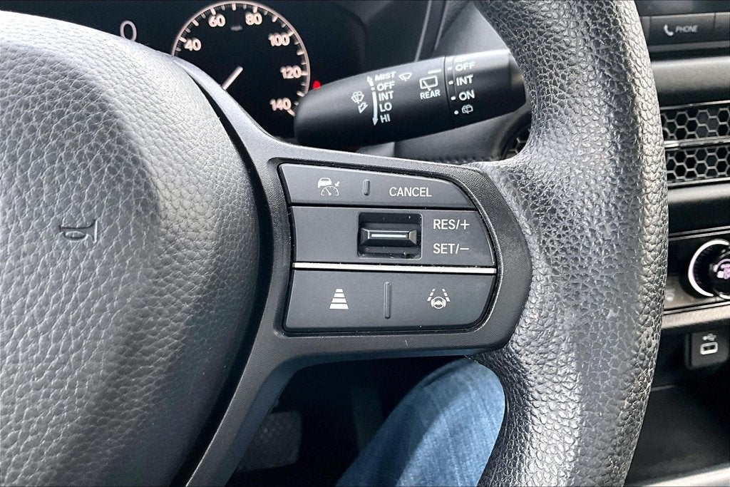 2025 Honda HR-V LX
