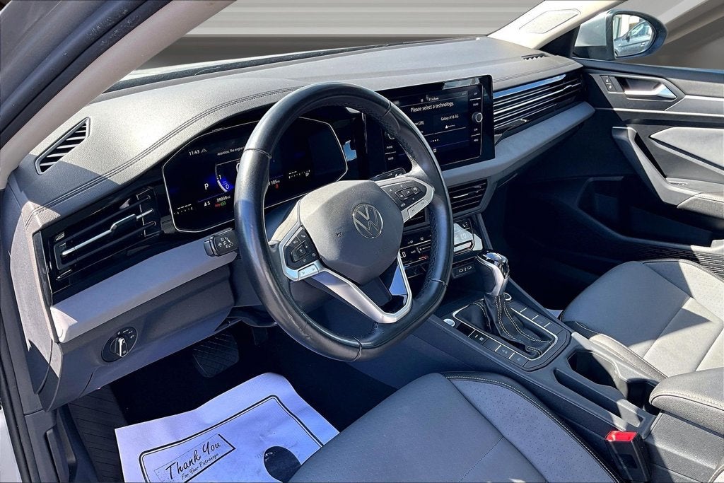 2025 Volkswagen Jetta 1.5T SE