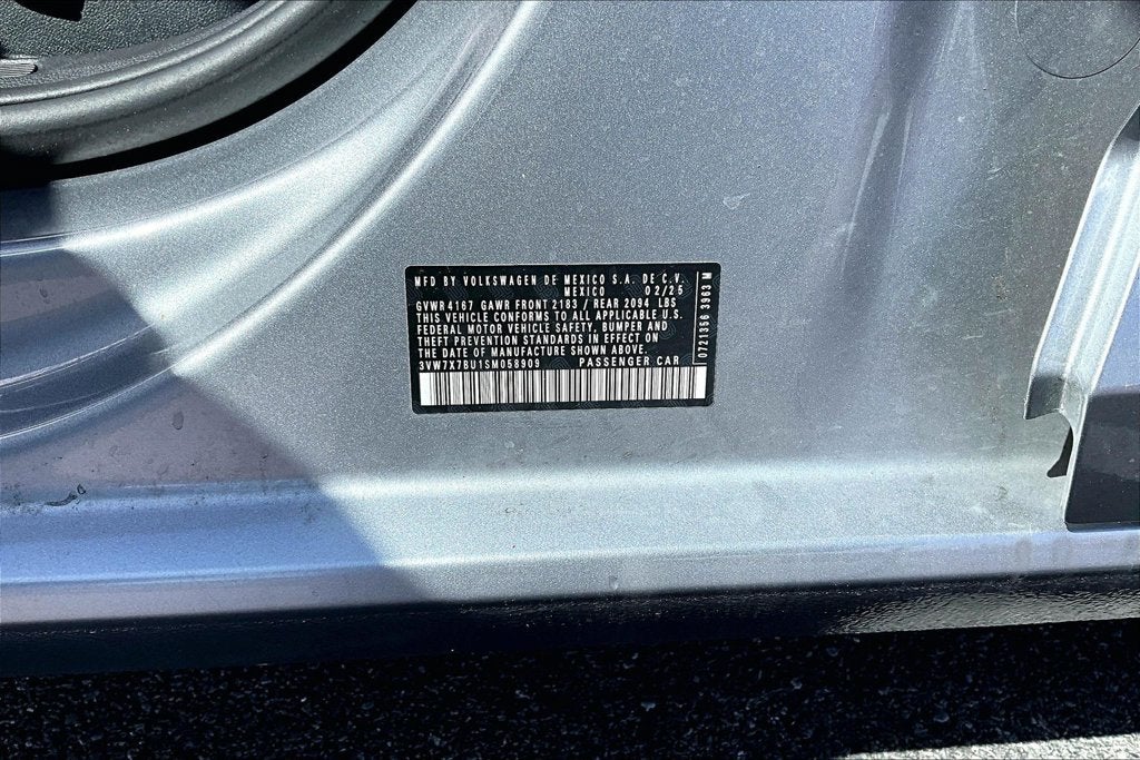 2025 Volkswagen Jetta 1.5T SE