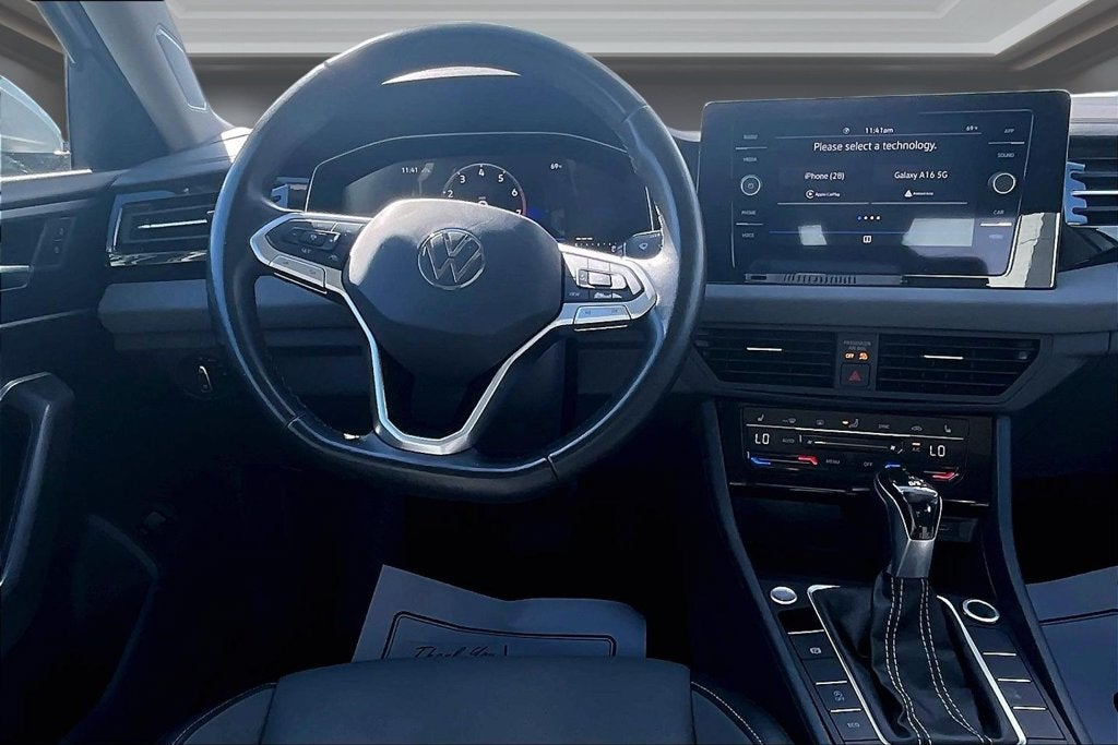 2025 Volkswagen Jetta 1.5T SE