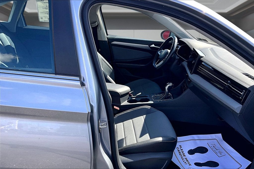 2025 Volkswagen Jetta 1.5T SE