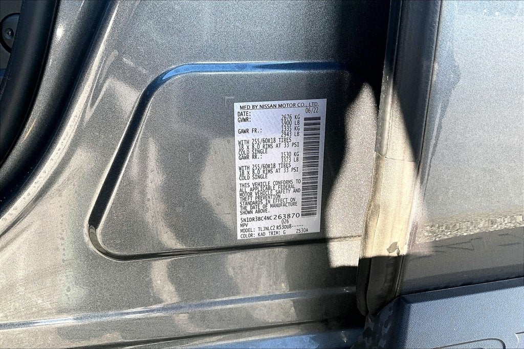 2022 Nissan Pathfinder SV