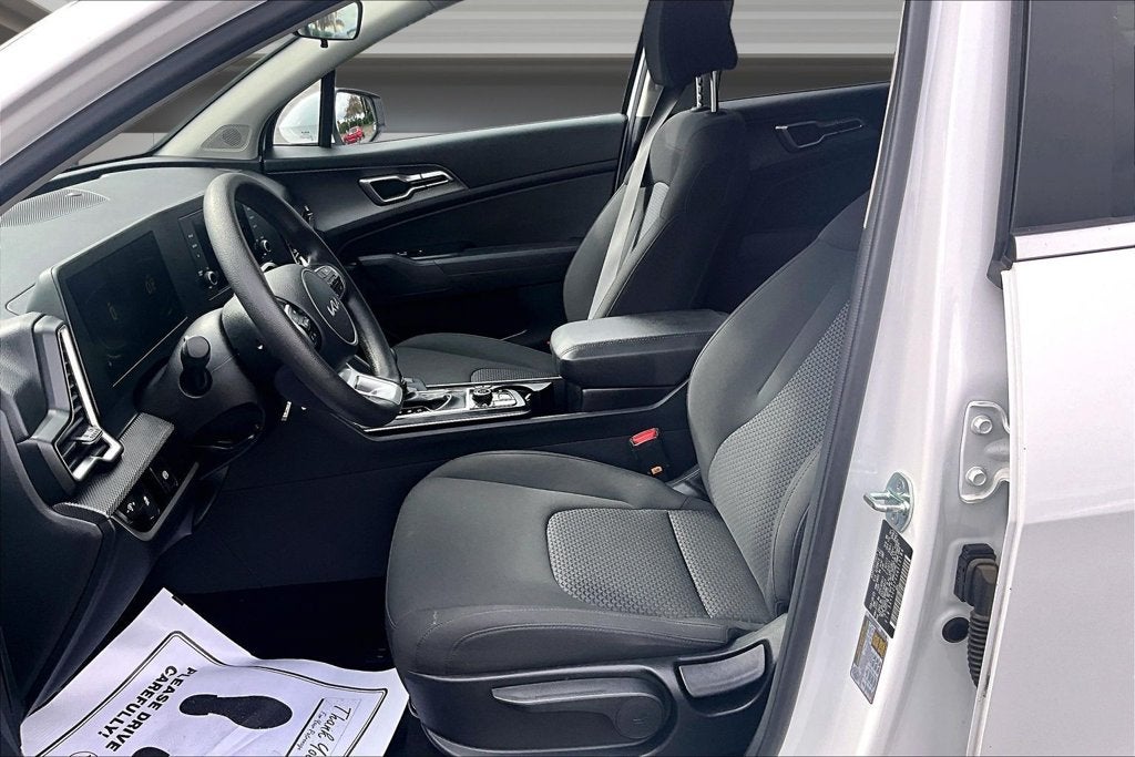 2025 Kia Sportage LX