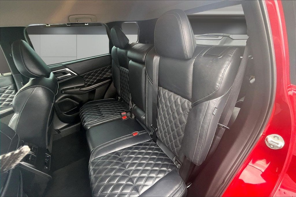 2023 Mitsubishi Outlander SEL