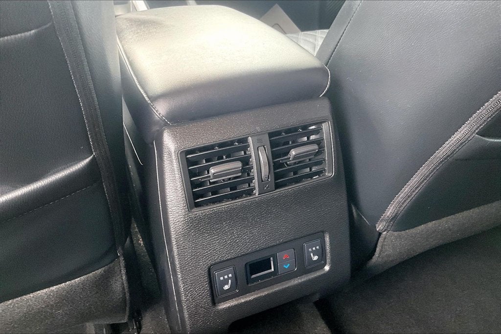 2023 Mitsubishi Outlander SEL