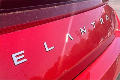 2025 Hyundai Elantra SEL Sport