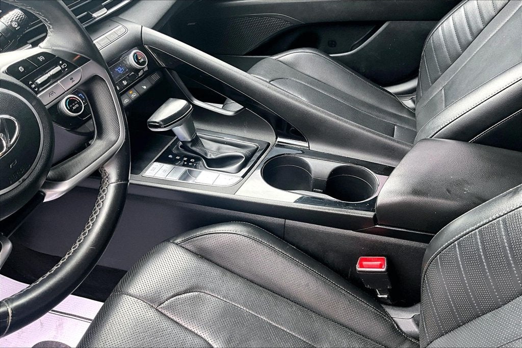 2022 Hyundai Elantra Limited