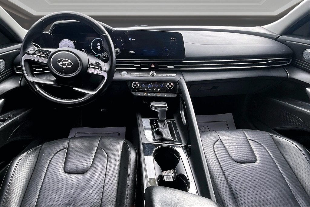2022 Hyundai Elantra Limited