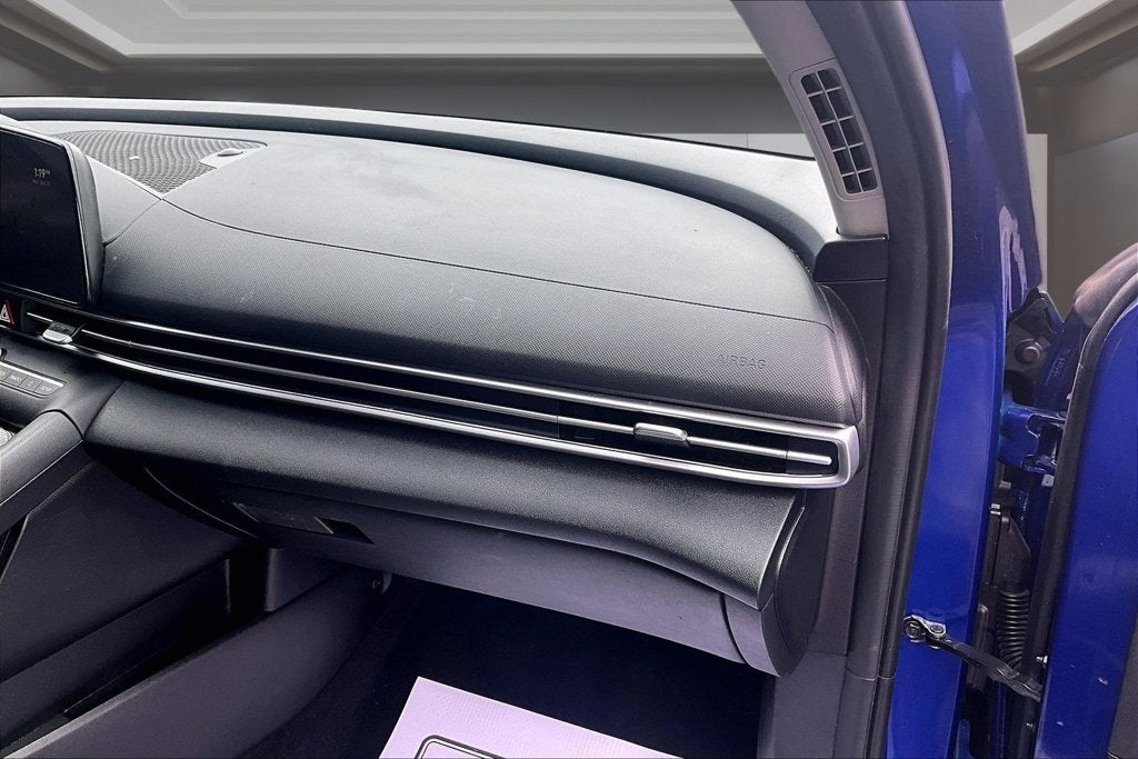 2022 Hyundai Elantra Limited